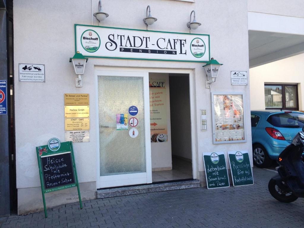 StadtCafé Pension Grünstadt Exterior foto